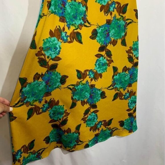 THE Limited- woman’s sleeveless sundress. Lined, mock neck. Size medium.… - Picture 5 of 10